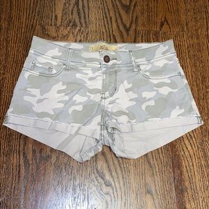 Hollister Camo Print Low Rise Short-Short